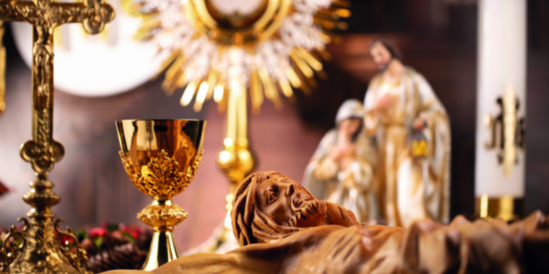 Catholic concept background / zolnierek - stock.adobe.com